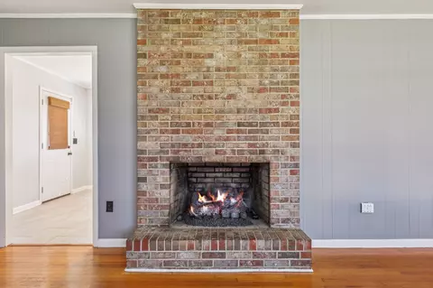 Living - 404 8th Ave N, Decherd, TN 37324 photo 3 of 3