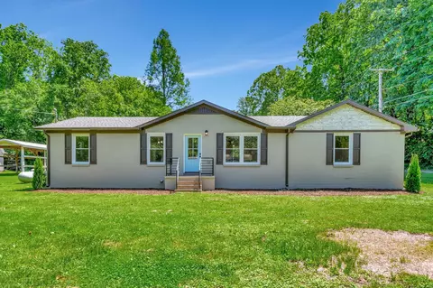 2618 Owens Dr, Santa Fe, TN 38482