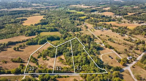 315 Fairfield Rd, Bethpage, TN 37022