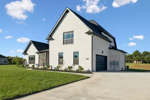 4968 Royal View Way, Clarksville, TN 37040