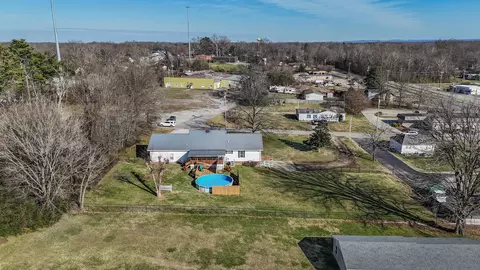 View/Area - 126 4th Ave N, Baxter, TN 38544 photo 1 of 1