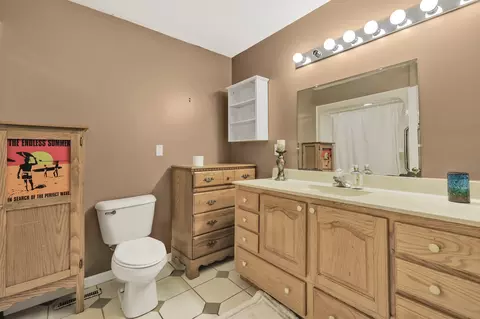 Bath - 126 4th Ave N, Baxter, TN 38544 photo 1 of 6