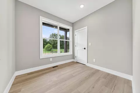 1263 N Sumner Rd, Bethpage, TN 37022 photo 32