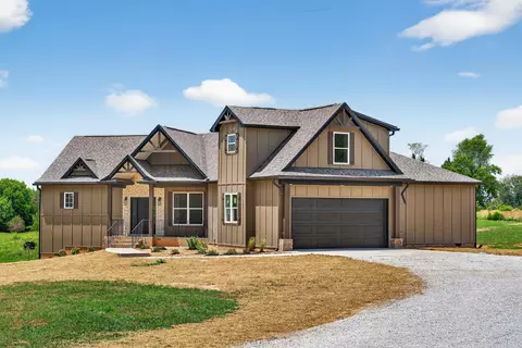 1263 N Sumner Rd, Bethpage, TN 37022