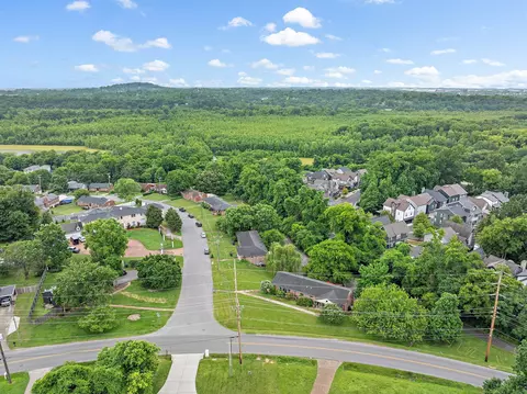 807 Rose Park Dr, Nashville, TN 37206