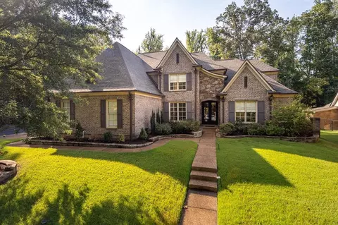 10303 Oak Bank Cv, Arlington, TN 38002