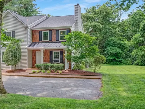 1301 Carriage Park Dr, Franklin, TN 37064