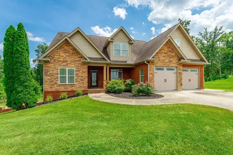103 N Pointe Rd, Ringgold, GA 30736