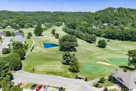 4618 Plantation Ln, Cookeville, TN 38506