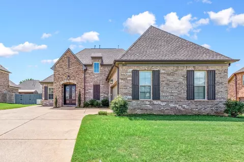 5469 Briardale Dr, Memphis, TN 38125
