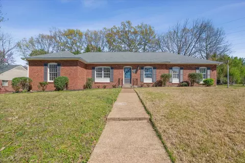 1788 E Bryn Mawr Cir, Germantown, TN 38138