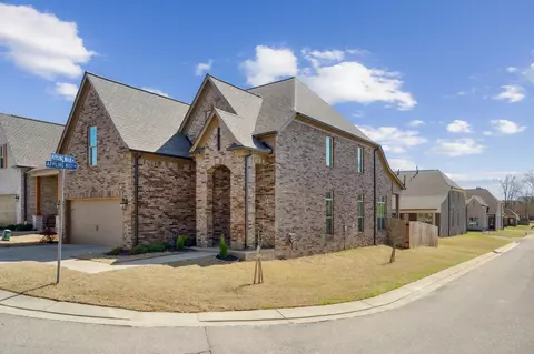7401 Appling Mist Dr, Cordova, TN 38016