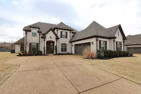 8647 Silverwood Dr, Memphis, TN 38133