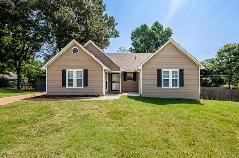 6032 Augusta Cv, Millington, TN 38053