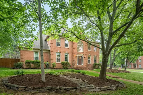 8796 Wood Mills Cv, Cordova, TN 38016