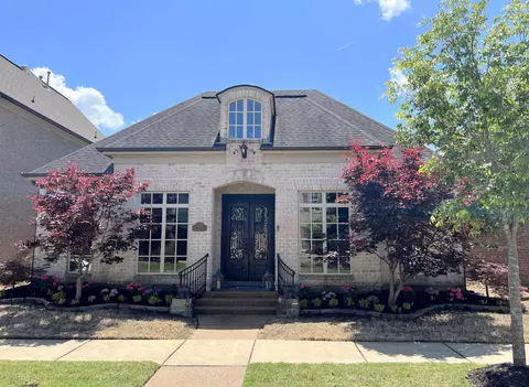1025 Ostlers Way, Collierville, TN 38017