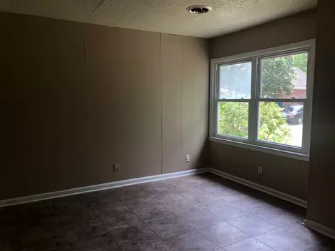 324 N High St, Covington, TN 38019 photo 6