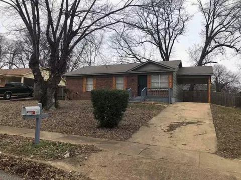 1228 Deer Trail Ln, Memphis, TN 38109 photo 1