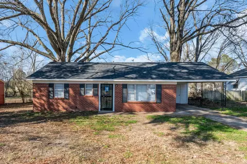 894 Carrolton Ave, Memphis, TN 38127