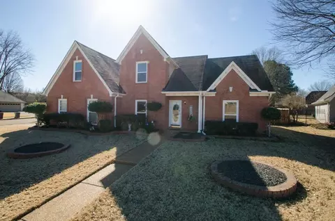 487 Pebble Creek Cv, Collierville, TN 38017