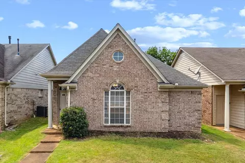 1193 Travers Ln, Cordova, TN 38018