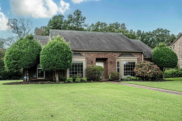 1820 E Bryn Mawr Cir, Germantown, TN 38138