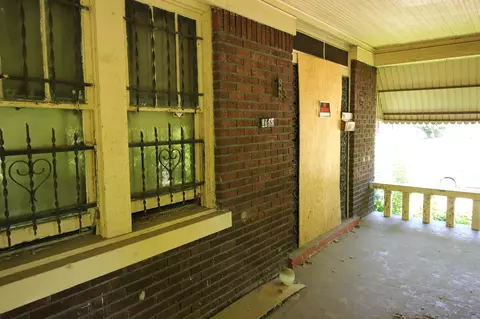 833 E Mclemore Ave, Memphis, TN 38106