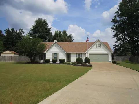 121 Holyrood Cv, Munford, TN 38058