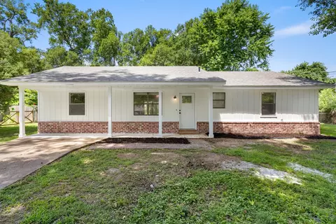 101 Laverne St, Atoka, TN 38004