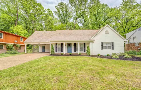 3350 Joslyn St, Memphis, TN 38128