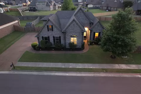 5401 Meadowbriar Trl, Memphis, TN 38125