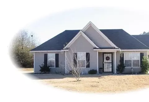 101 Foxchase Dr, Mason, TN 38049
