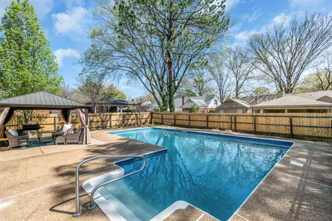 1826 Brierbrook Rd, Germantown, TN 38138
