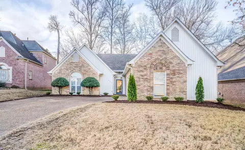 1209 Cordova Club Dr, Cordova, TN 38018