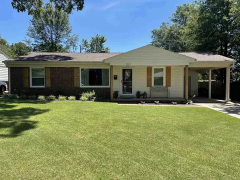 5065 Flamingo Rd, Memphis, TN 38117