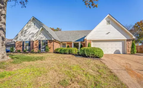 852 Wood Cade Cv, Cordova, TN 38018