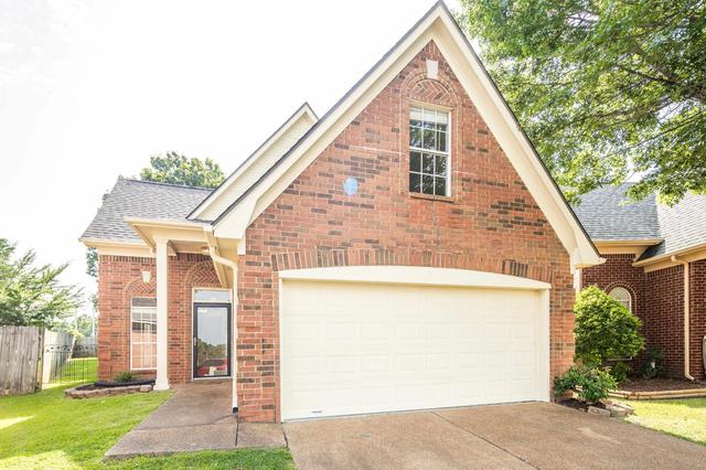 628 E Ashley Glen Cir, Cordova, TN 38018