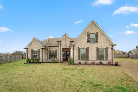 5041 Maiden Lane Cv, Southaven, MS 38672