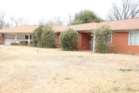 4090 Clearpool Cir, Memphis, TN 38118