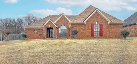 6712 Stonetrace Dr, Memphis, TN 38135