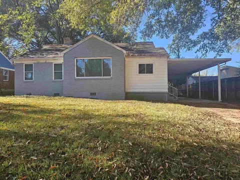 1031 Waring Rd, Memphis, TN 38122