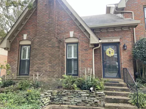 1043 Park Court Dr, Memphis, TN 38119