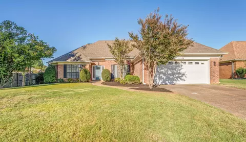 6706 Stonetrace Dr, Memphis, TN 38135