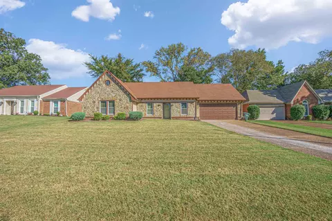 4044 Clovis Cv, Memphis, TN 38125