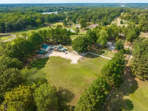 755 Clara Dr, Eads, TN 38028