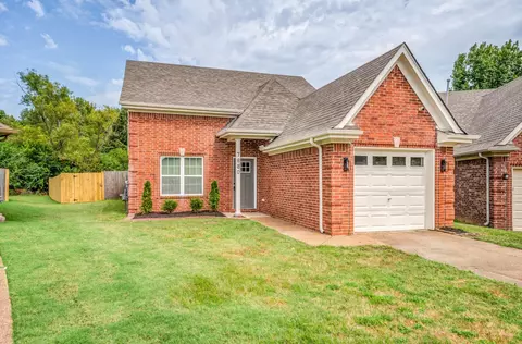 7880 Windy Willow Rd, Memphis, TN 38125