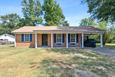 7276 N Juana Dr, Millington, TN 38053