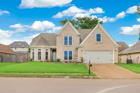 4820 Lanlee Dr, Memphis, TN 38125