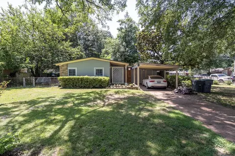 4927 Quince Rd, Memphis, TN 38117