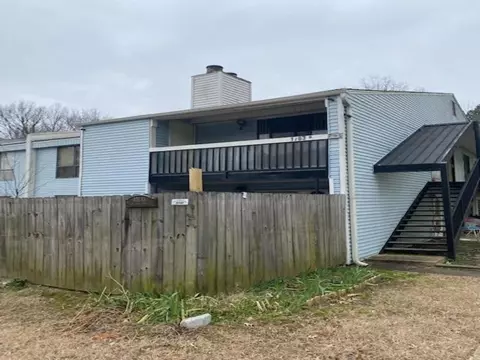 1765 Crompton 6th B Sq #26, Memphis, TN 38134